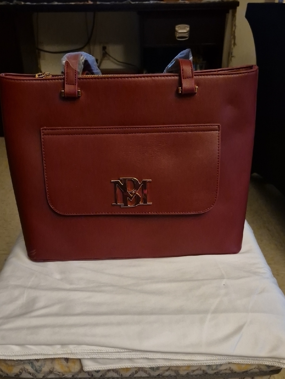 Badgley Mischka Vegan Leather Burgundy Tote &  Goldtone Logo Accent (Scratched)